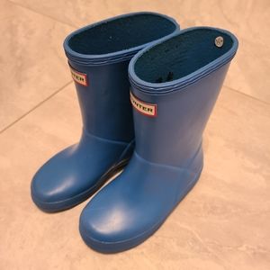 Boys Hunter Rain Boots Size 9 (blue) - Used